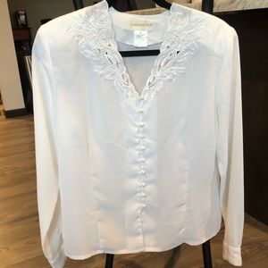 Vintage Pearl and Lace Appliqué Blouse